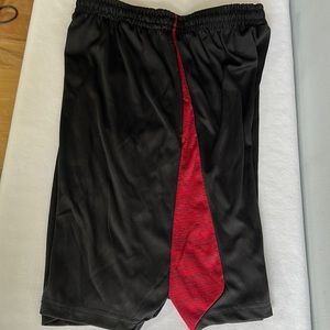 Zone Pro men’s basketball shorts